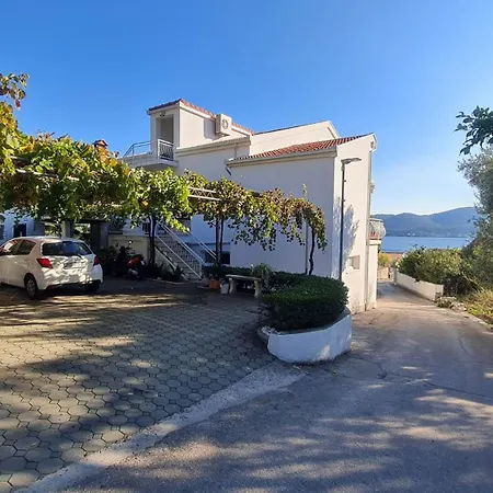 Sea-view Klara - * Viganj