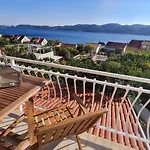 Apartament Sea-view Klara - *