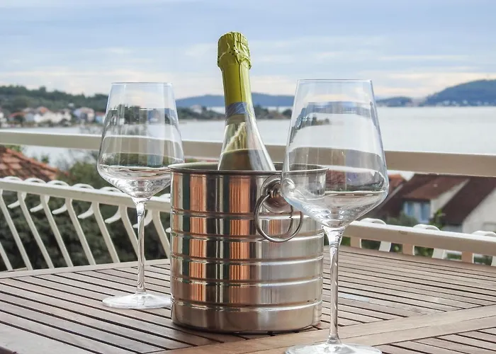 Sea-view Klara - * فيغاني