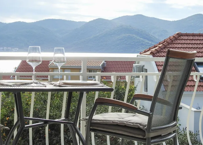 Sea-view Klara - شقة فيغاني