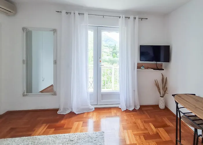 Sea-view Klara - شقة فيغاني