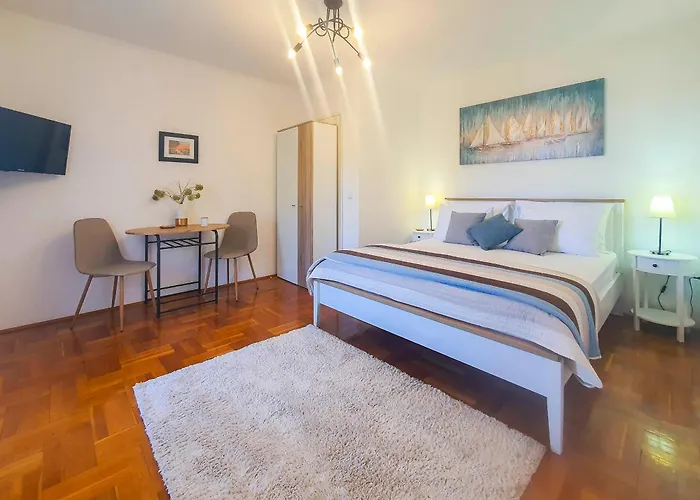 Sea-view Klara - فيغاني